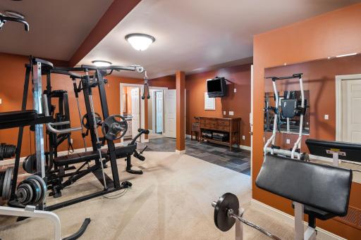 105-web-or-mls-12100-grandview-terrace.jpg