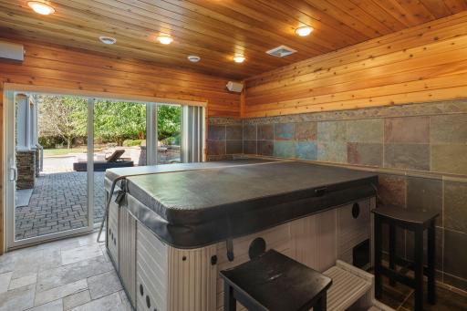 108-web-or-mls-12100-grandview-terrace.jpg