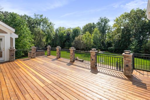 15-web-or-mls-12100-grandview-terrace.jpg