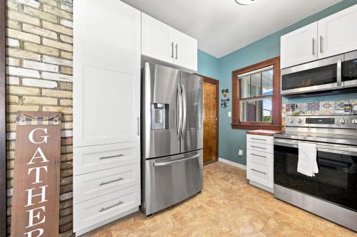 1291 Sherburne Avenue, Saint Paul, MN 55104