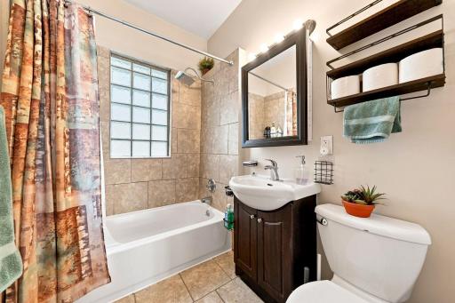 1291 Sherburne Avenue, Saint Paul, MN 55104