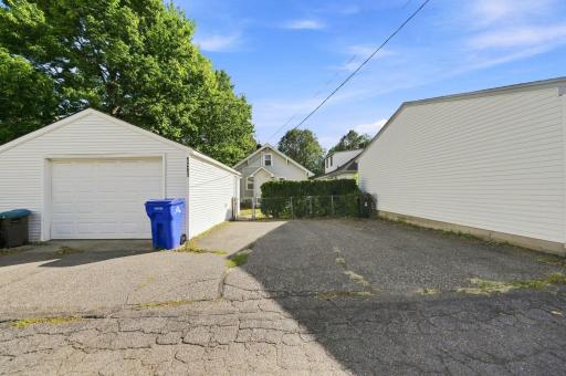 1291 Sherburne Avenue, Saint Paul, MN 55104