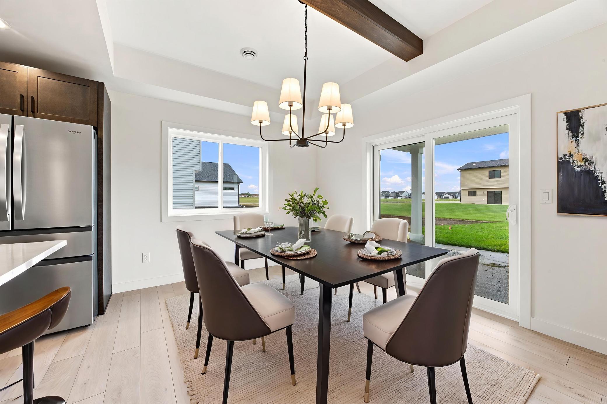 Virtually Staged Dining