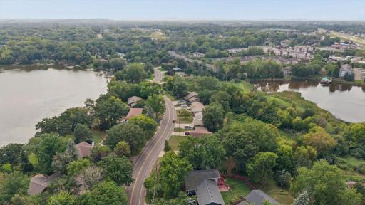 Close to golden lake park!