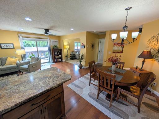 Kitchen/Dining