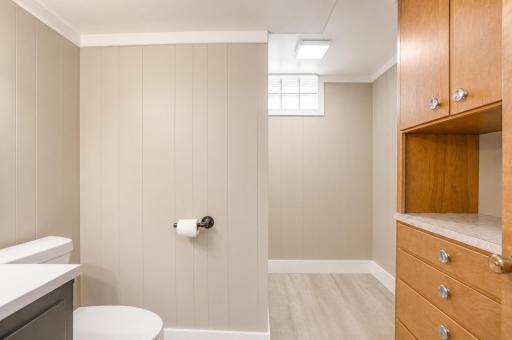 44_bathroom_basement.jpg