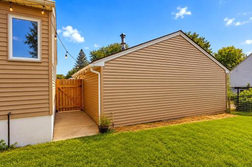 49_back of garage.jpg