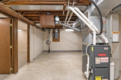 46_basement.jpg