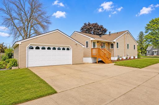 05_side street_driveway.jpg