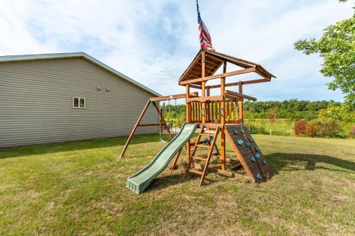 18613 Peninsula Trail, Battle Lake, MN 56515