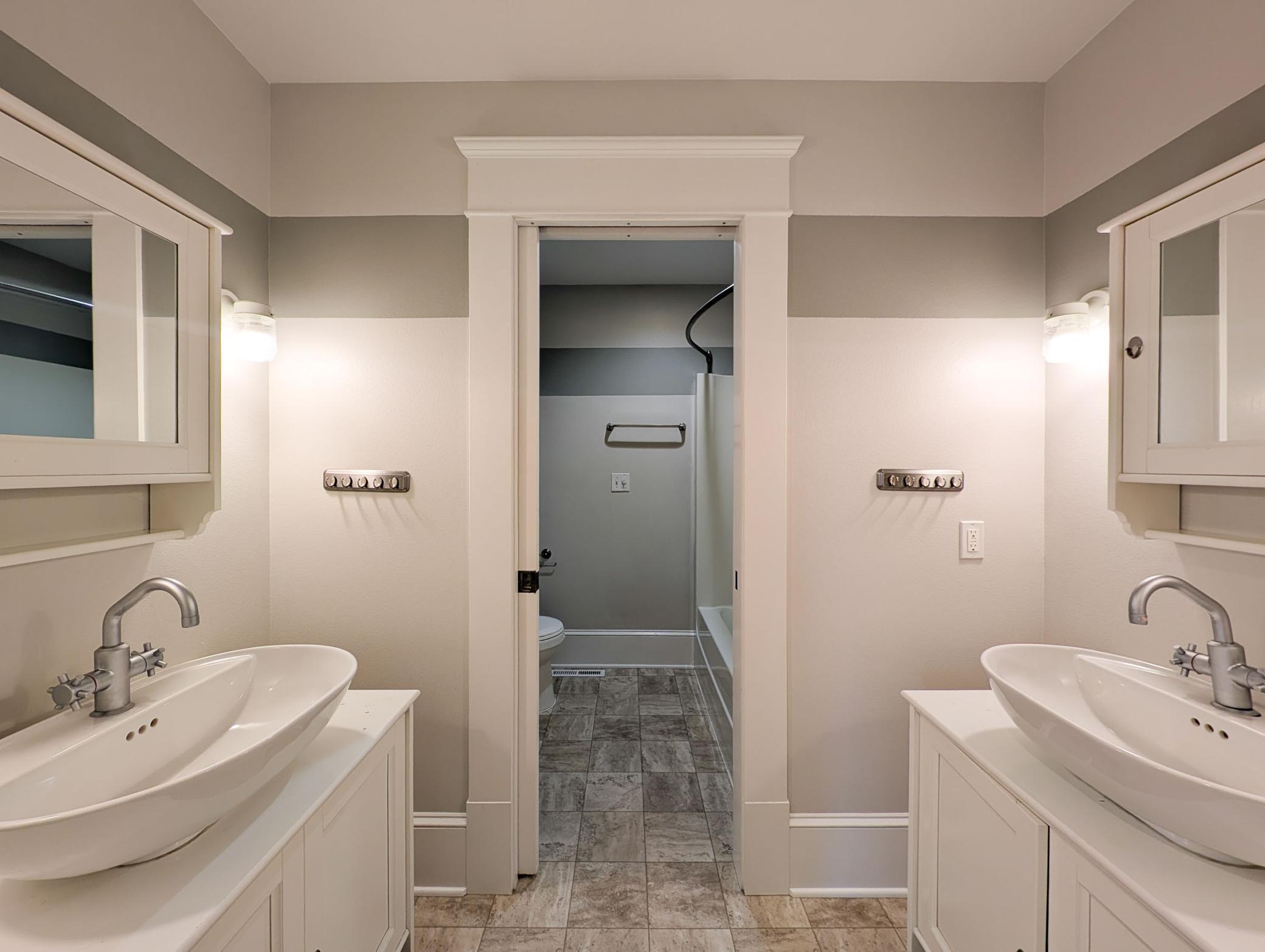 L2P057-210 Hackberry Ct Kindred.jpg