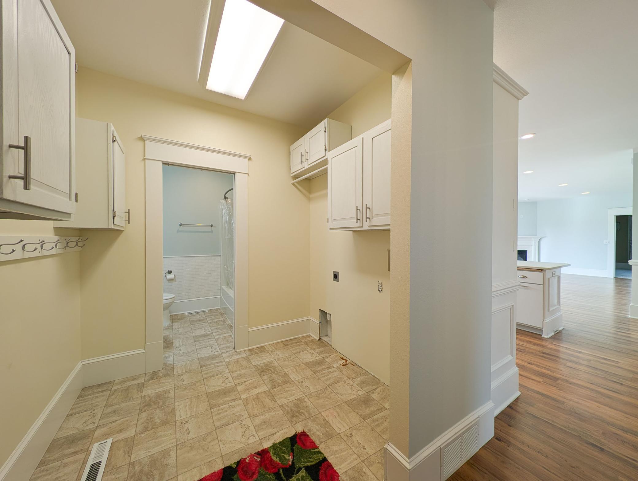 L2P037-210 Hackberry Ct Kindred.jpg