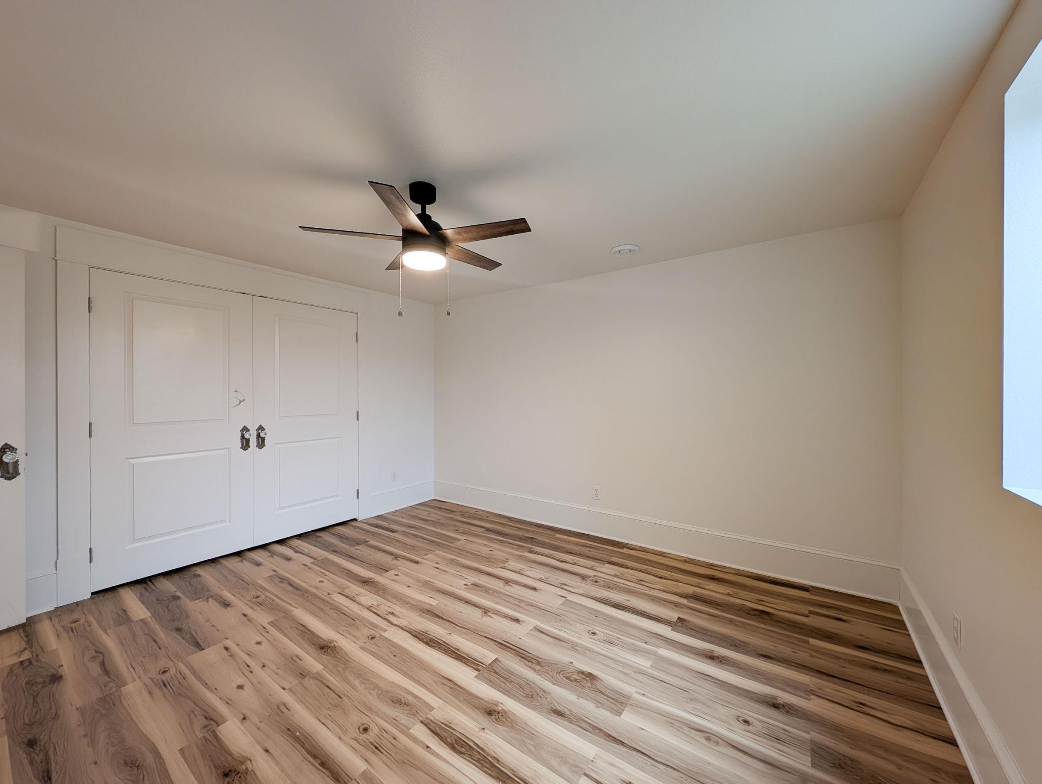 L2P070-210 Hackberry Ct Kindred.jpg