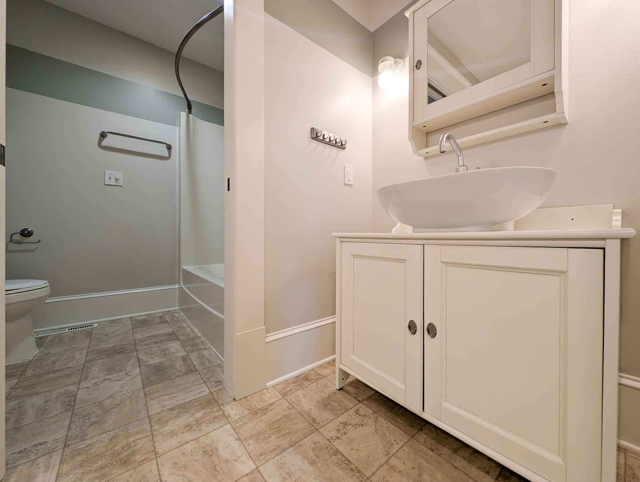 L2P056-210 Hackberry Ct Kindred.jpg