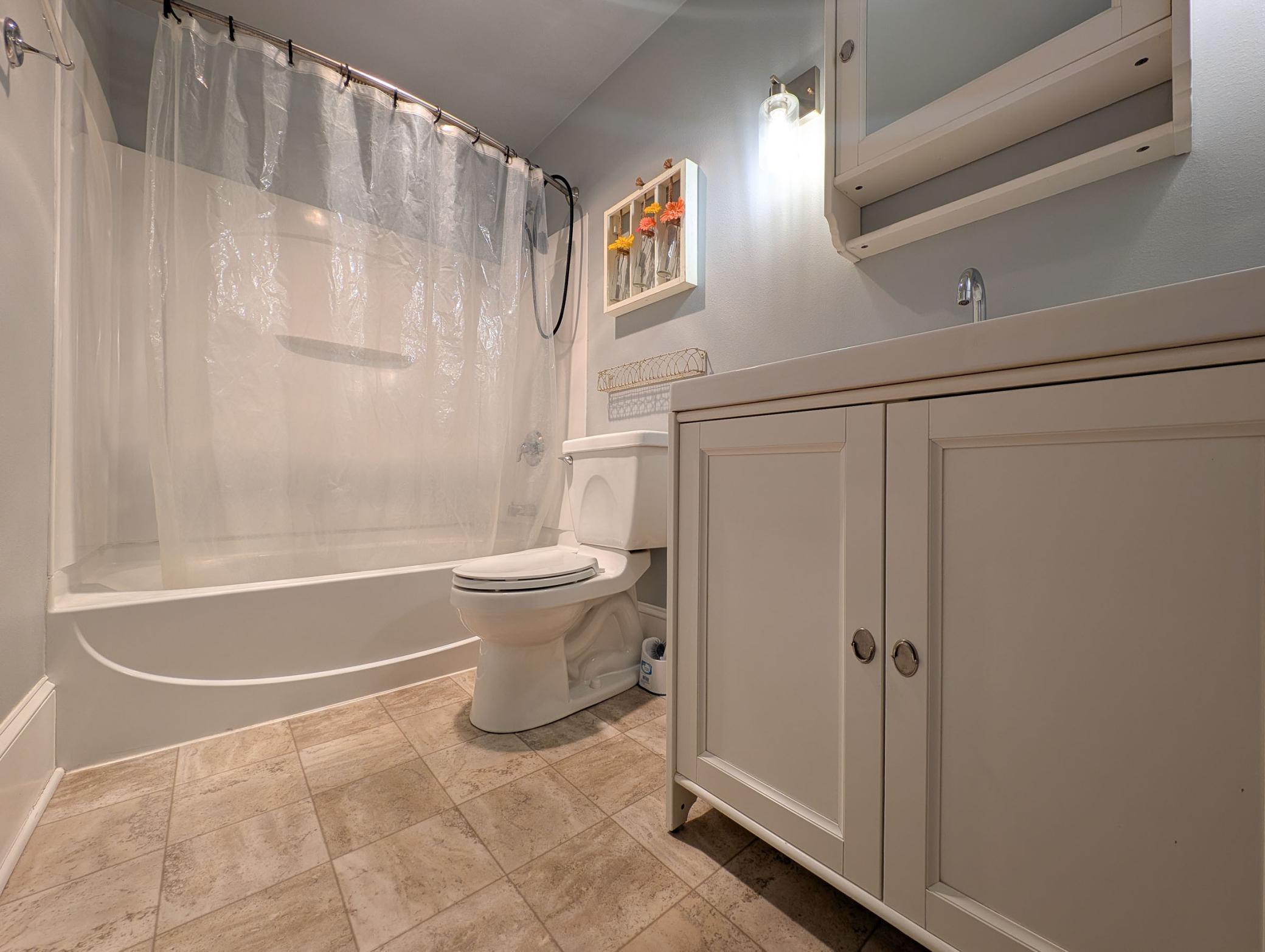 L2P071-210 Hackberry Ct Kindred.jpg