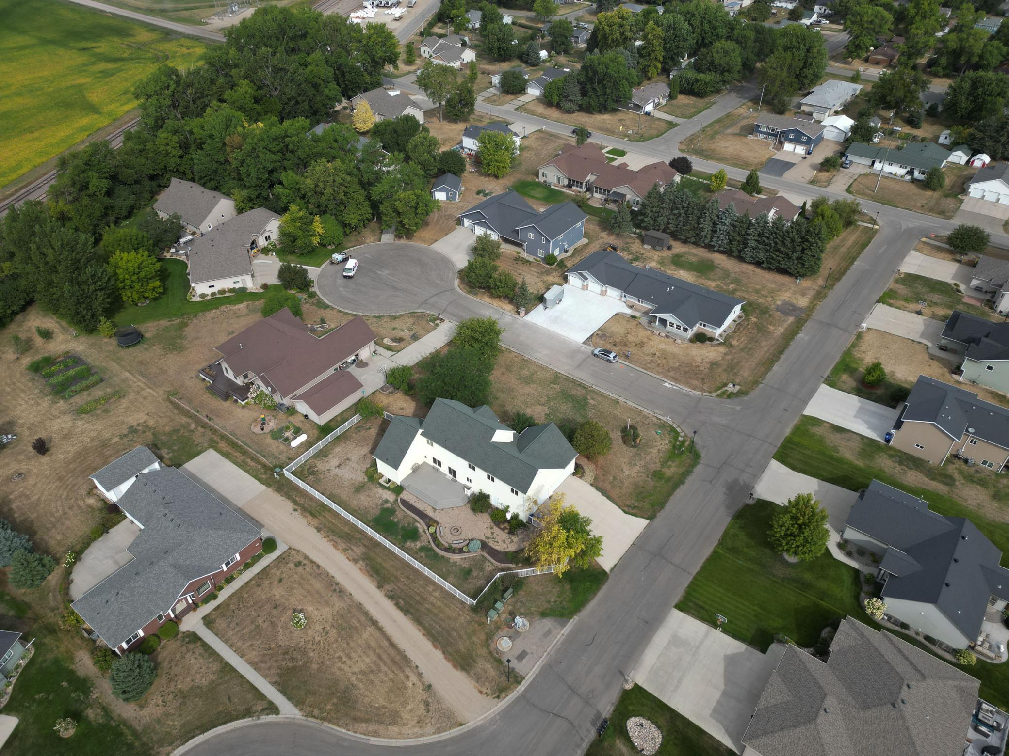 L2P080-210 Hackberry Ct Kindred.jpg