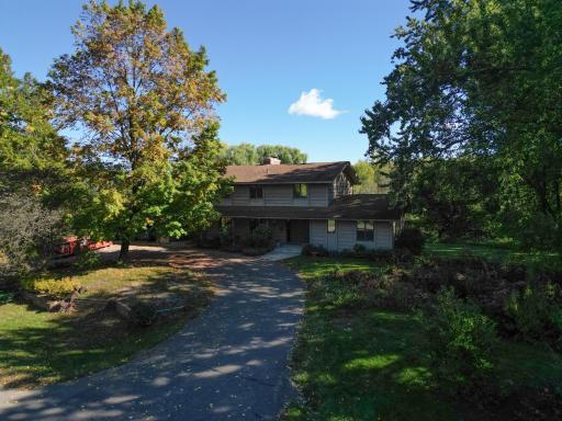 49 Nord Circle Road, North Oaks, MN 55127