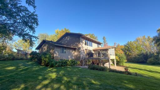 49 Nord Circle Road, North Oaks, MN 55127