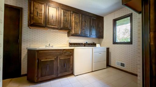 49 Nord Circle Road, North Oaks, MN 55127