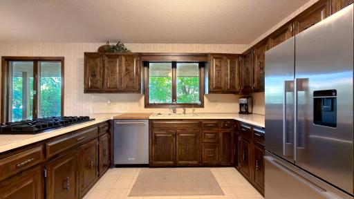 49 Nord Circle Road, North Oaks, MN 55127
