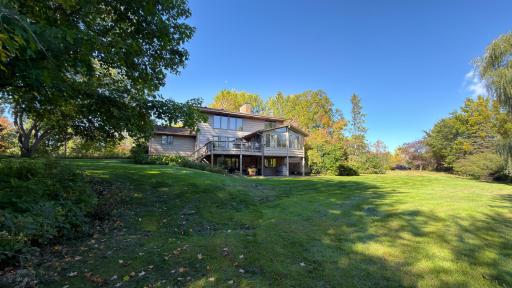 49 Nord Circle Road, North Oaks, MN 55127