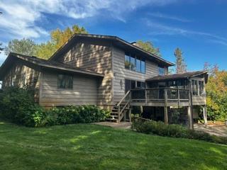 49 Nord Circle Road, North Oaks, MN 55127