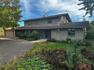 49 Nord Circle Road, North Oaks, MN 55127