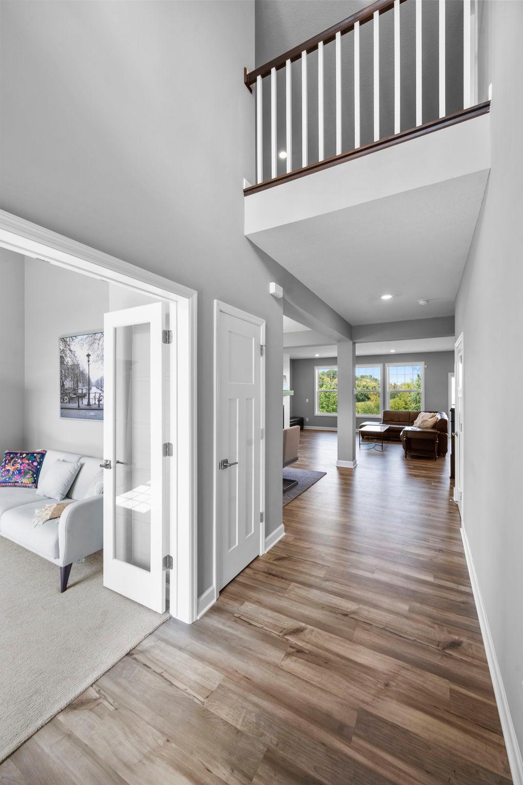 18-web-or-mls-6797 Coach House Ln-60.jpg