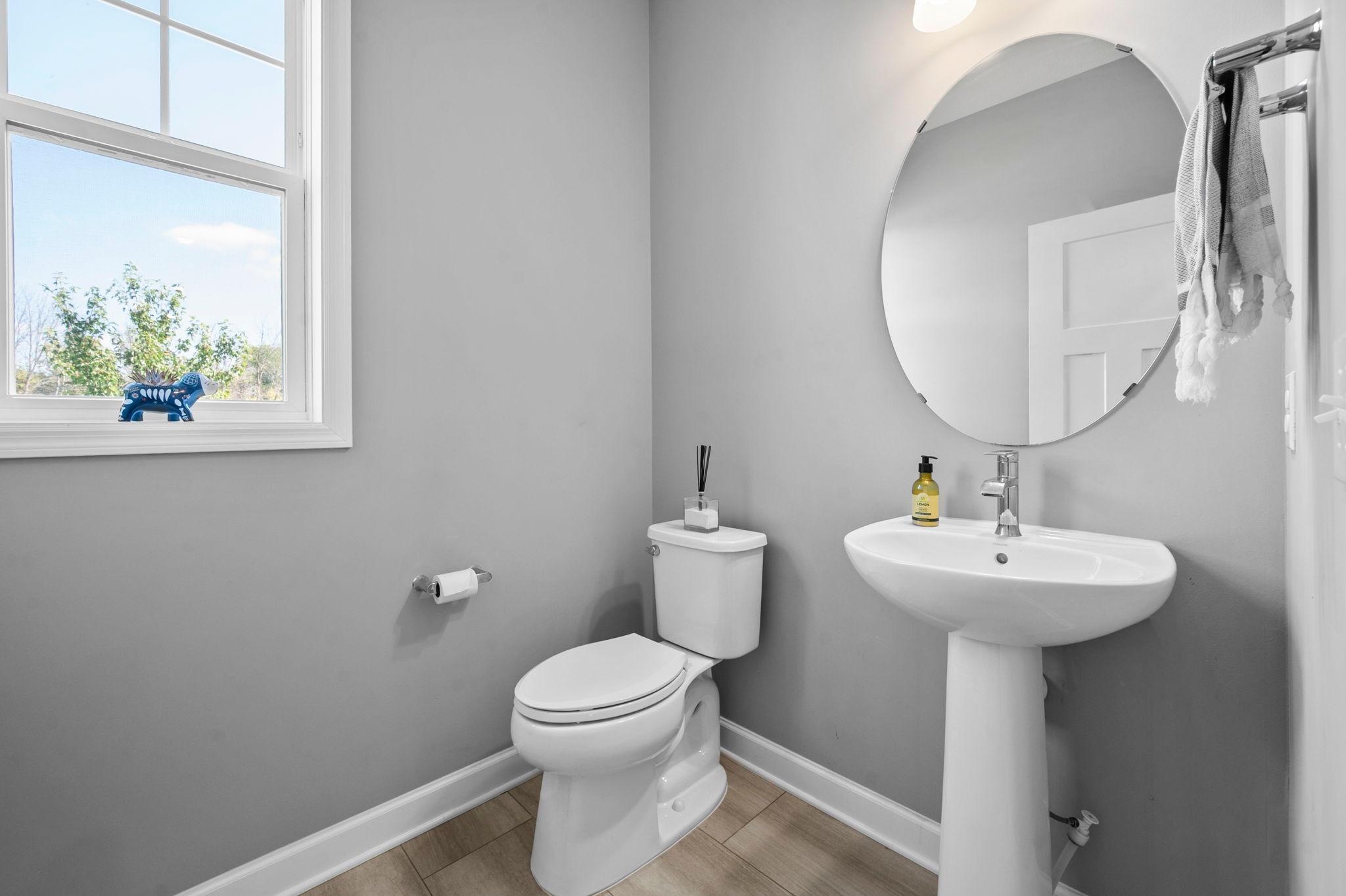 37-web-or-mls-6797 Coach House Ln-180.jpg