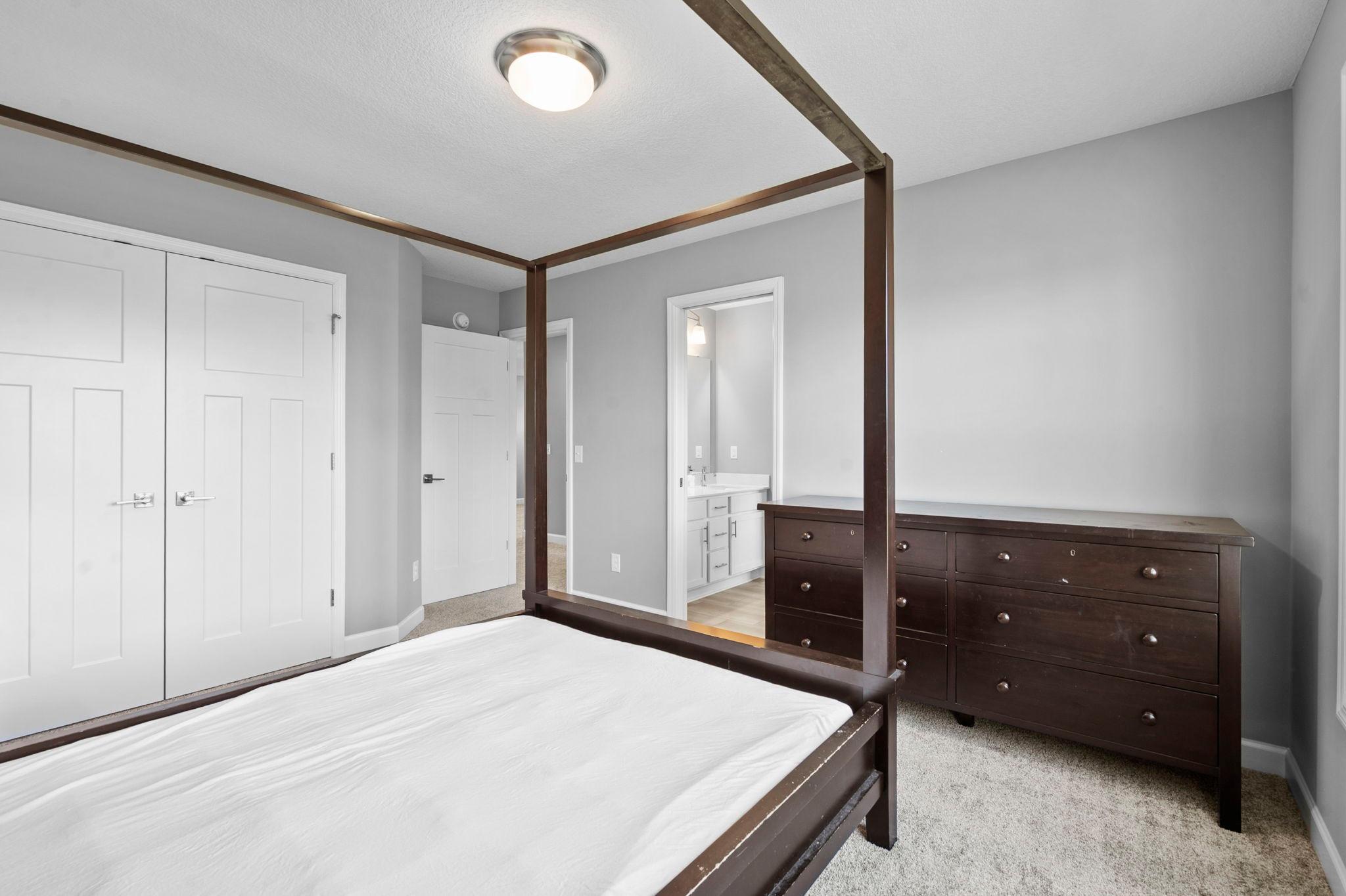 59-web-or-mls-6797 Coach House Ln-290.jpg