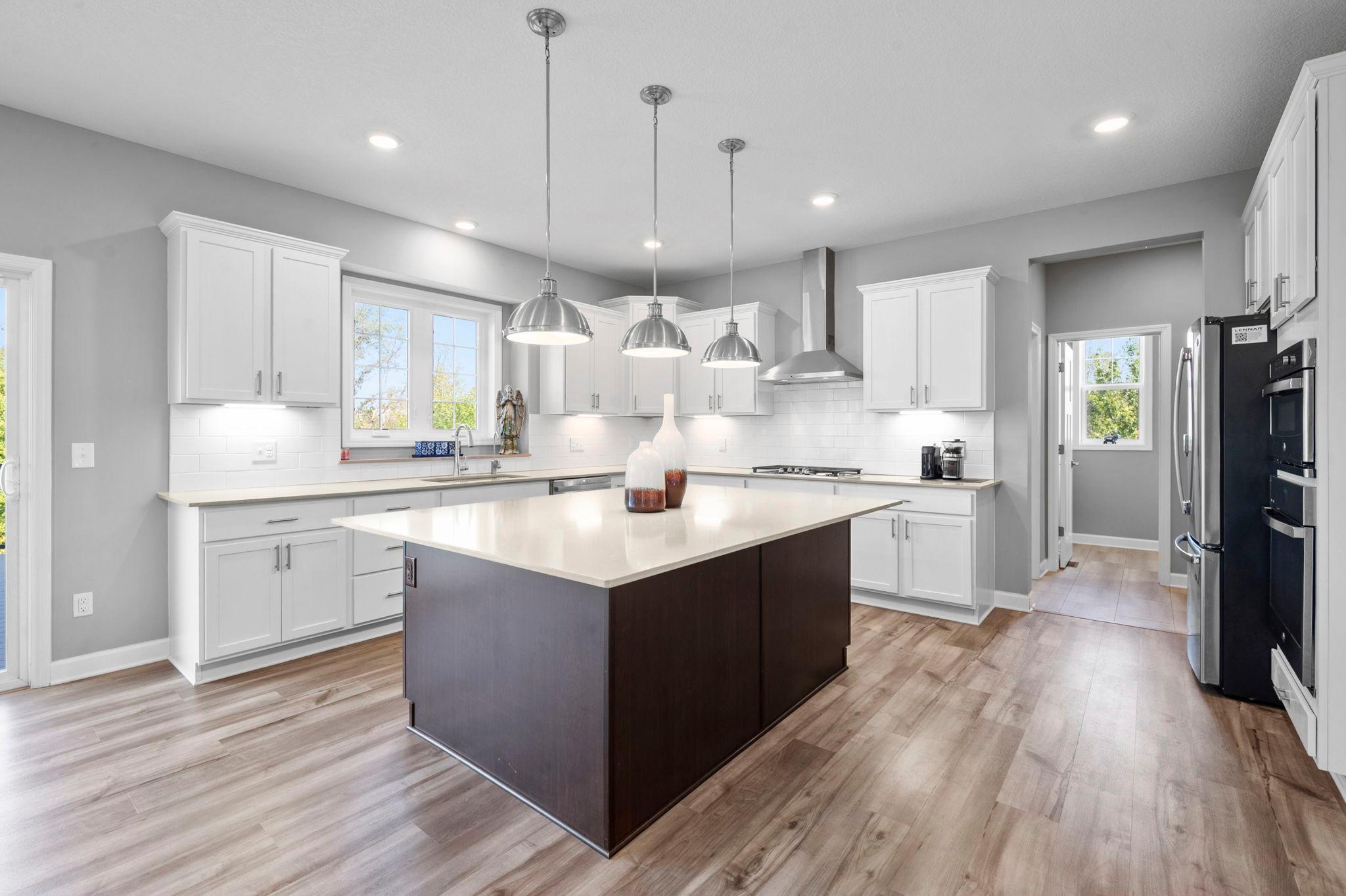 30-web-or-mls-6797 Coach House Ln-145.jpg