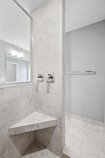 67-web-or-mls-6797 Coach House Ln-330.jpg