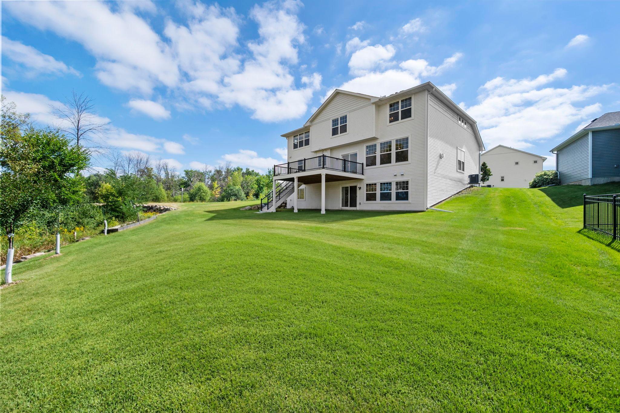 72-web-or-mls-6797 Coach House Ln-19 (2).jpg