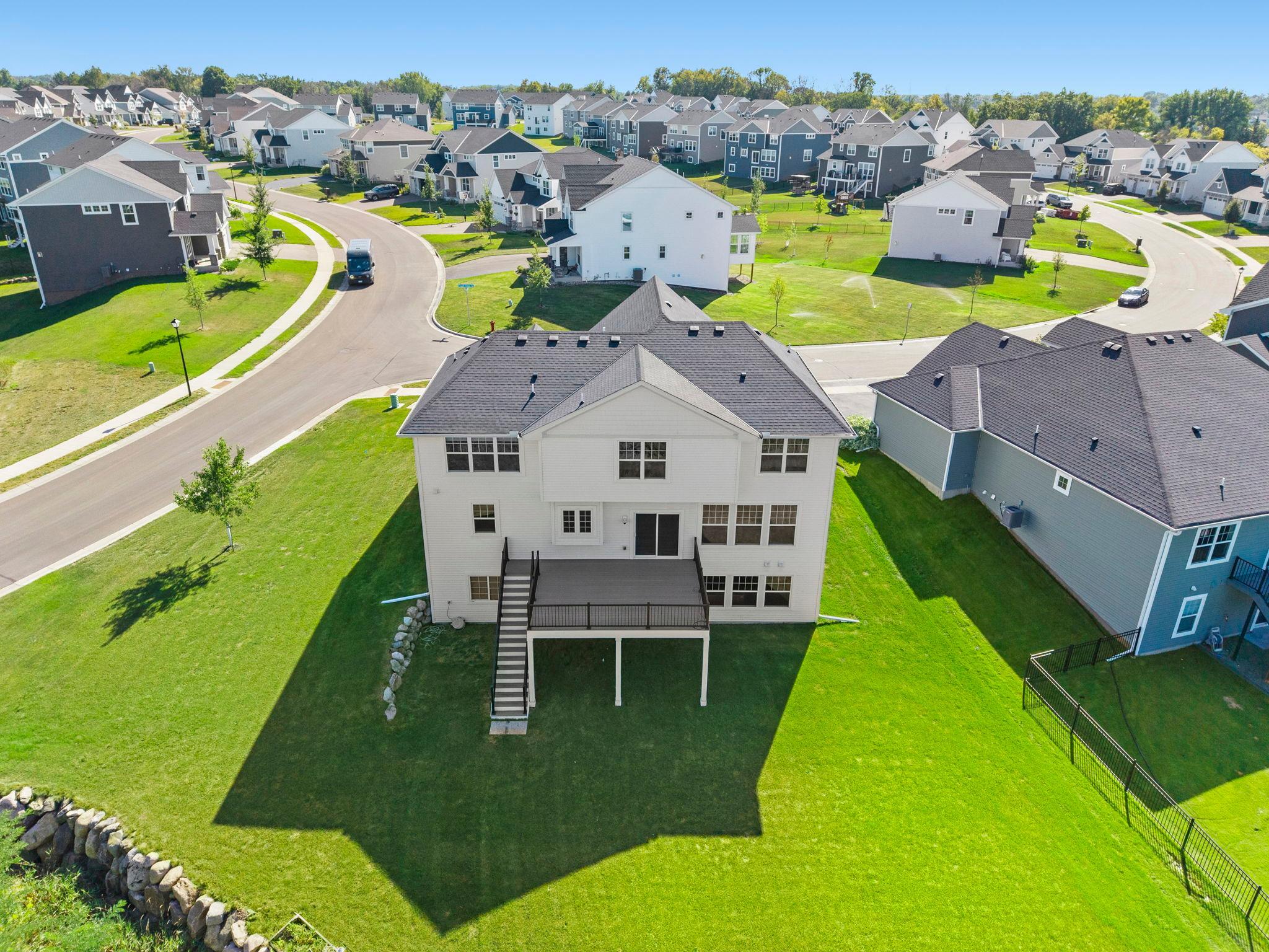 80-web-or-mls-6797 Coach House Ln-359 (2).jpg