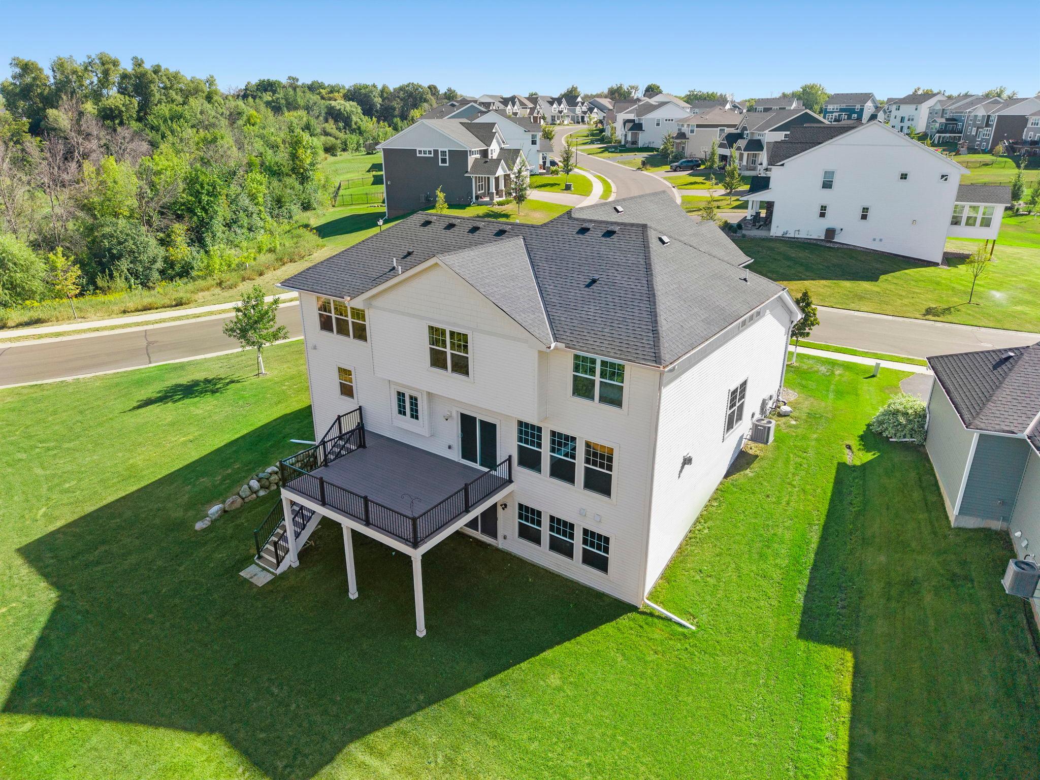 90-web-or-mls-6797 Coach House Ln-387 (2).jpg