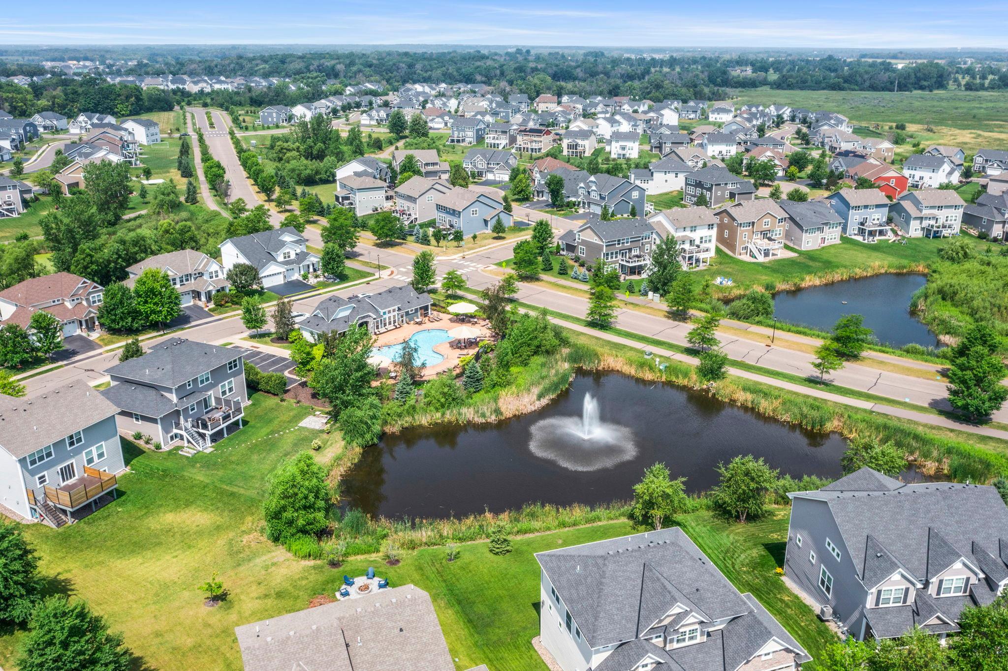 119-web-or-mls-Corcoran_Ravinia-23.jpg