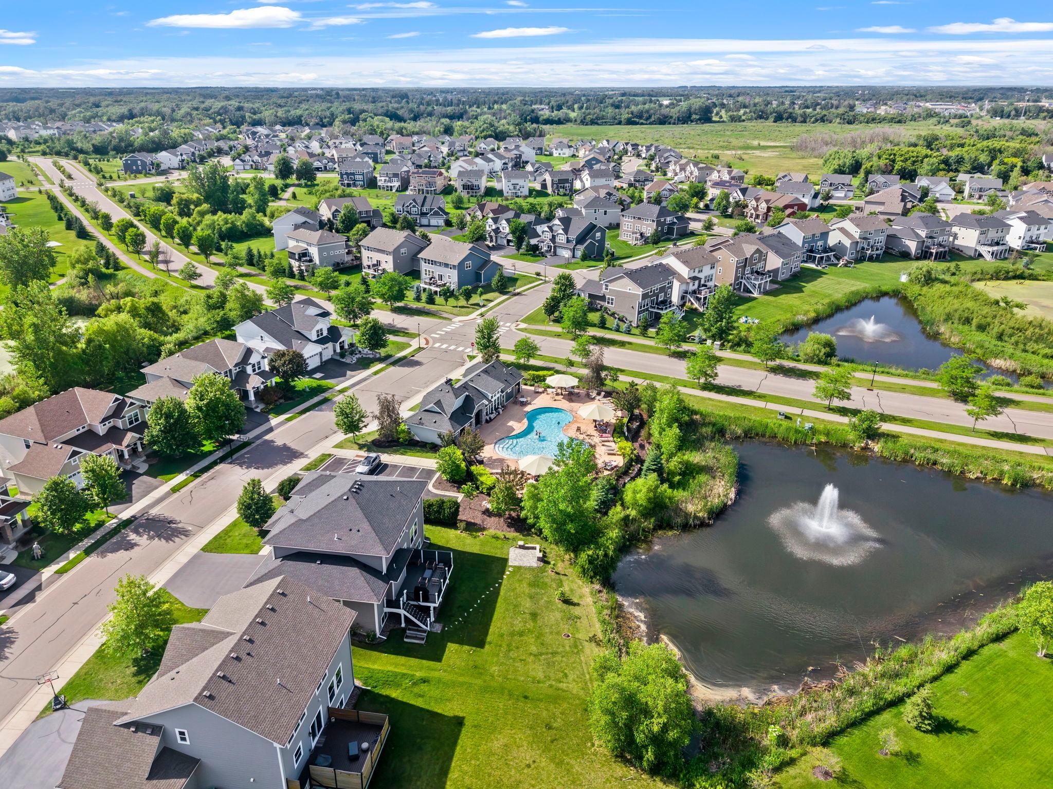 107-web-or-mls-Corcoran_Ravinia-11.jpg