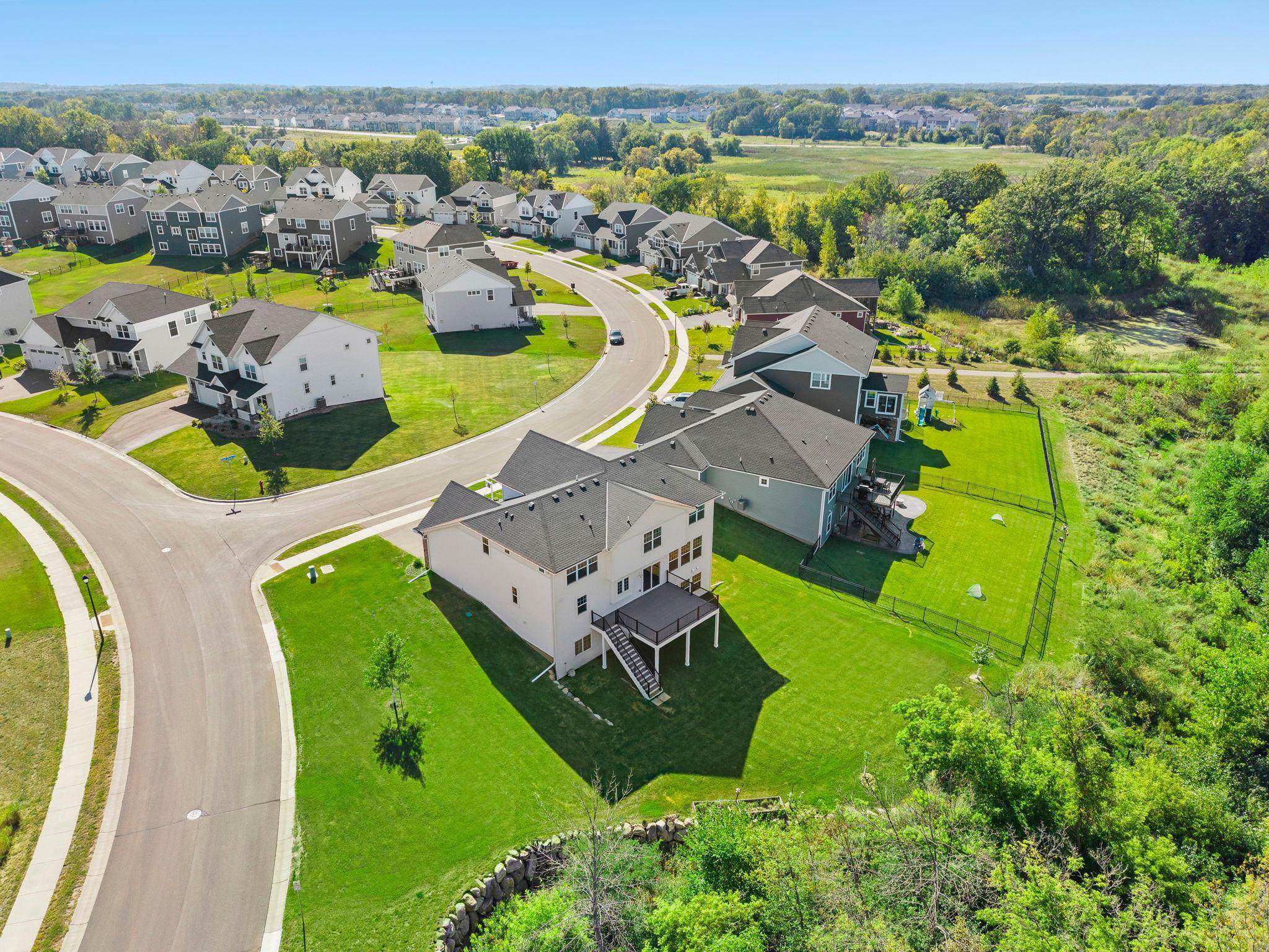 88-web-or-mls-6797 Coach House Ln-383 (2).jpg