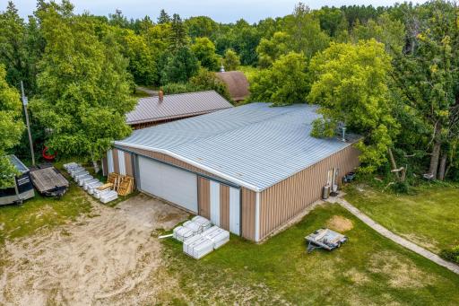 60x80 Heated and Insulated Rigid Steel Frame Shop