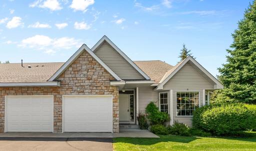 5237 141st Street N, Hugo, MN 55038