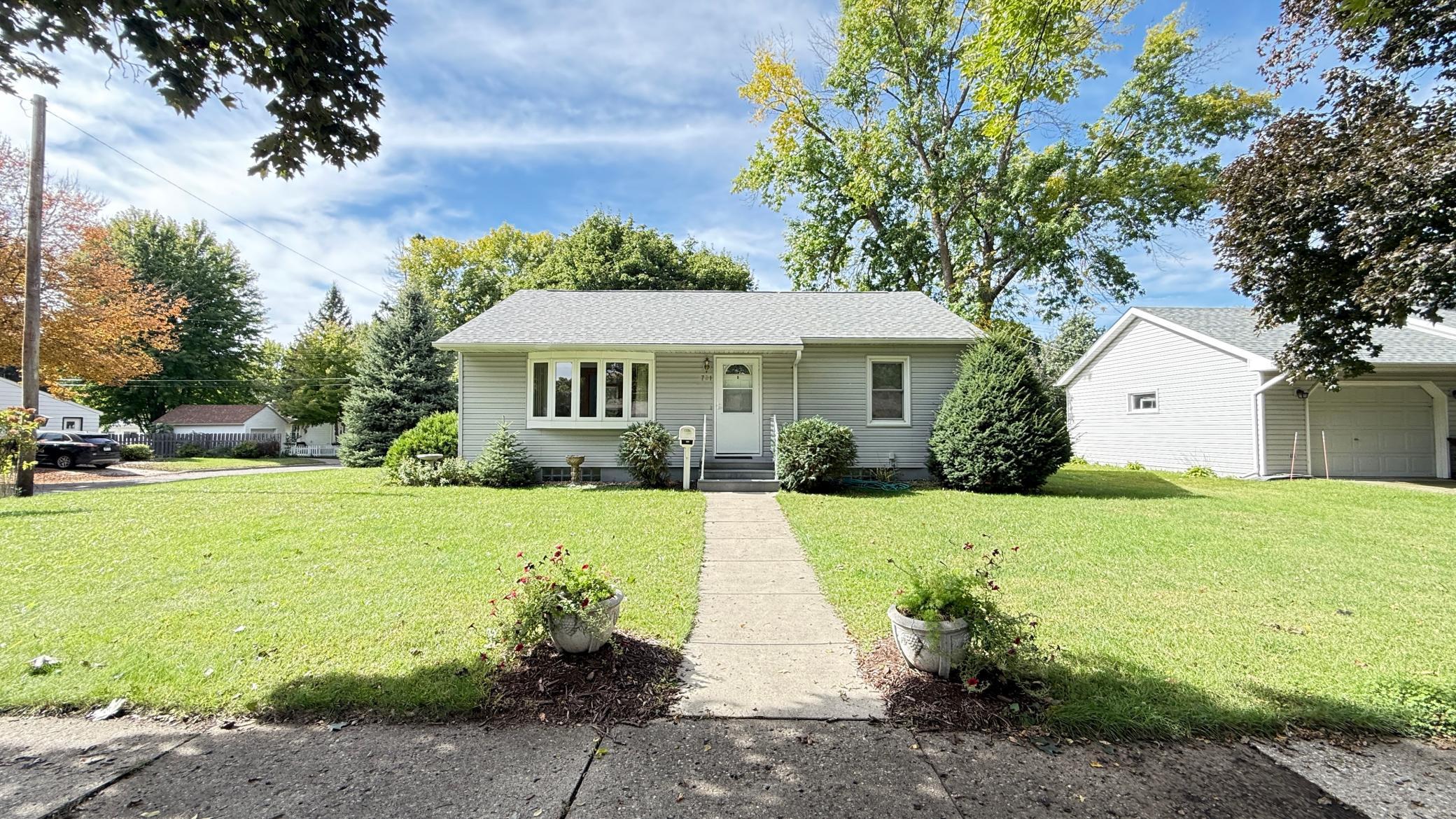 Property photo for 721 S 11th Street, Montevideo, MN 56265