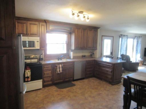 303 E 4th Avenue, Beaver Creek, MN 56116