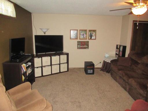 303 E 4th Avenue, Beaver Creek, MN 56116