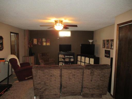 303 E 4th Avenue, Beaver Creek, MN 56116