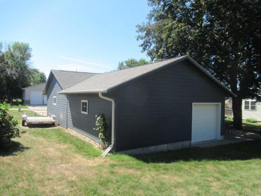 303 E 4th Avenue, Beaver Creek, MN 56116