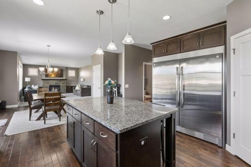 19495 Hilldale Avenue, Lakeville, MN 55044