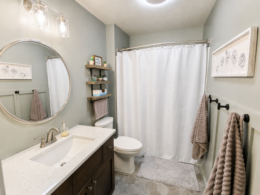 18880 Tyler Street NW Common Bath 1.2.png