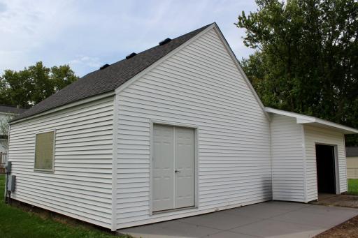 Garage with large workshop