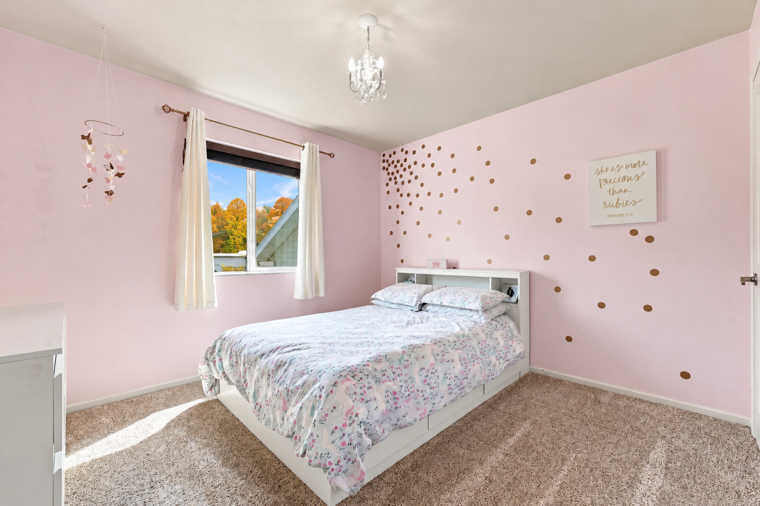 Bedroom 2 – Upper Level