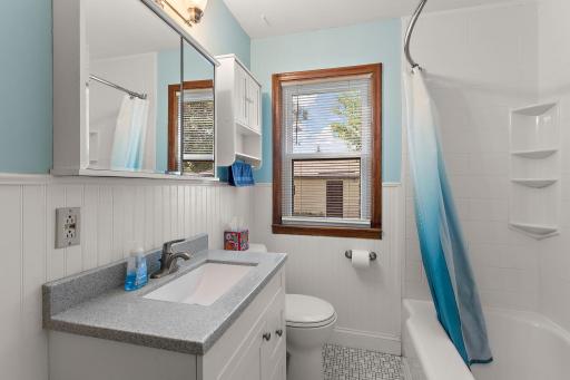 828 3rd Avenue S, South Saint Paul, MN 55075
